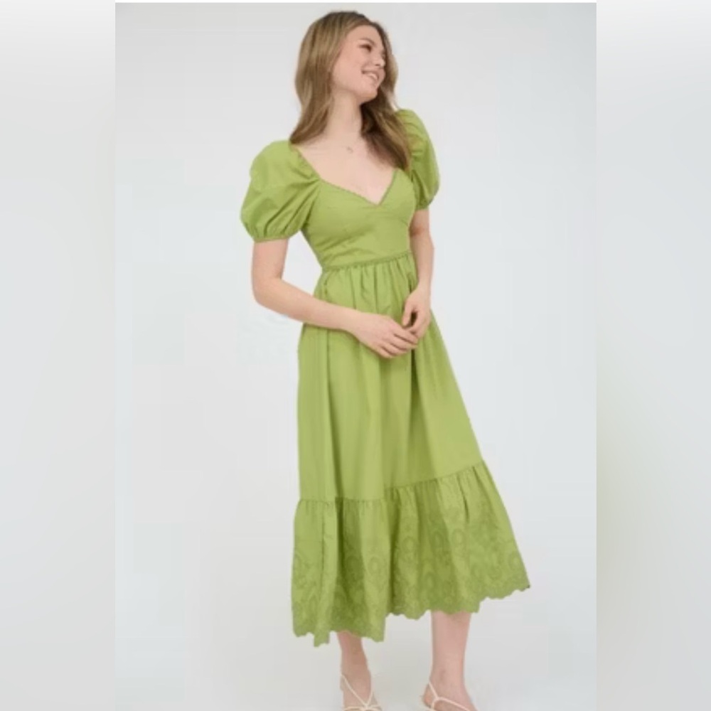 NWOT August Sky Elegant Green Puff Sleeve Dress Sz Lg length 52” pit2pit flat 18